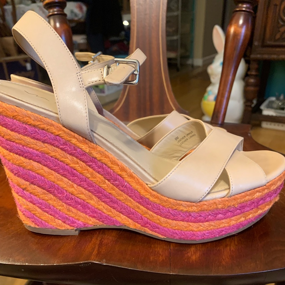 Via Spiga Women’s Wedge Sandal size 9